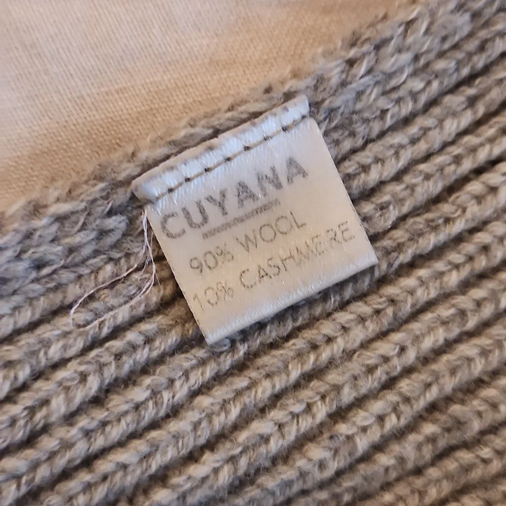 Cuyana Wool Cashmere Knit in Gray - Picture 4 of 5